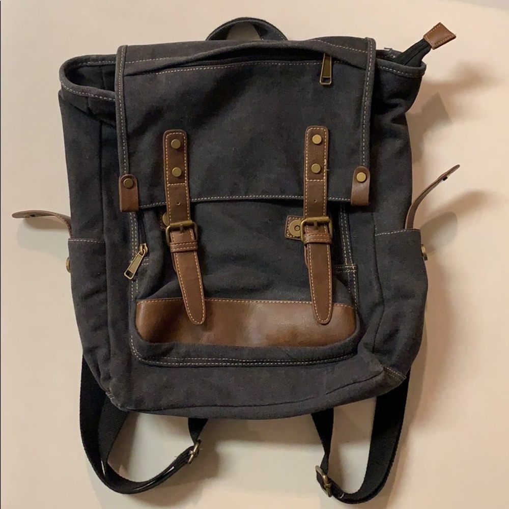 Cargoit Canvas Medium Backpack